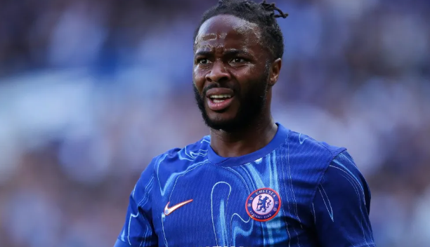 斯特林的切尔西困境：为何能在曼城征服意甲球队，如今却连对阵大名单都难进？